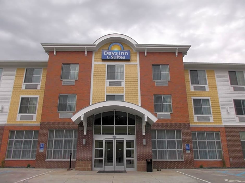 Days Inn & Suites by Wyndham Caldwell