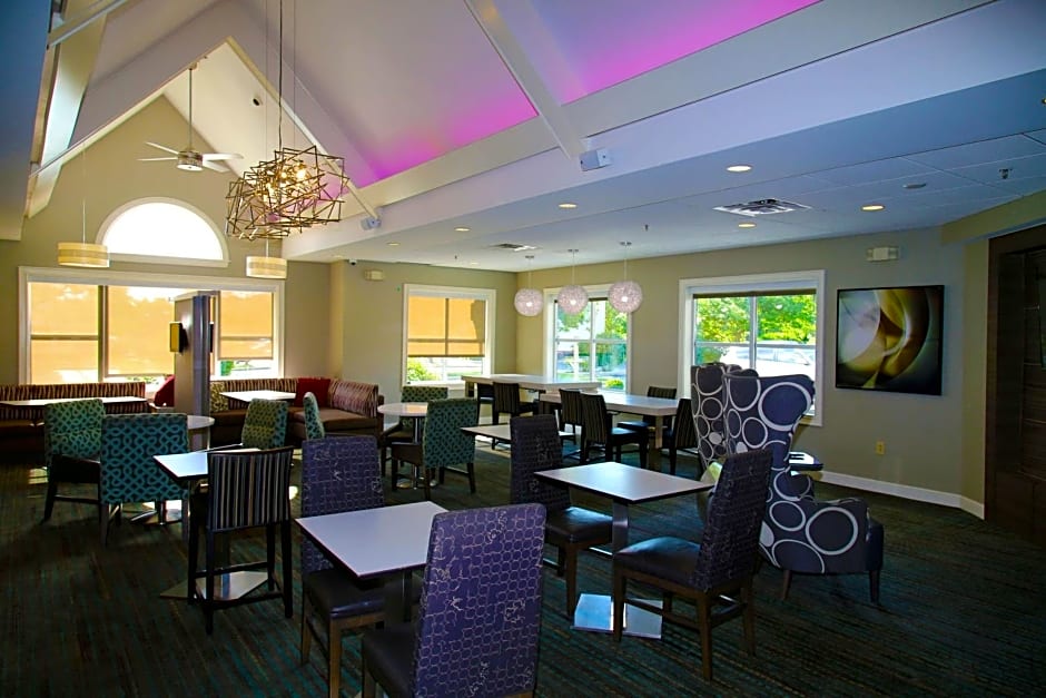 Worthington Suites – Columbus, OH