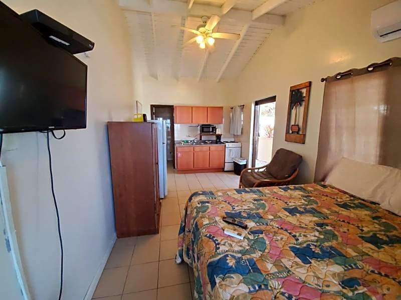 Sunset Gardens Guesthouse