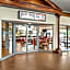 Comfort Suites Bethlehem Near Lehigh University and LVI Airport