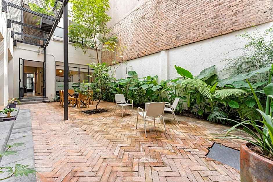 Casa Danubio Reforma by VH