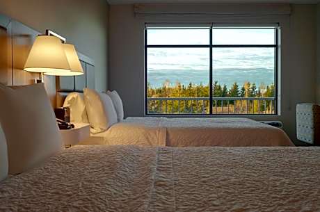 Standard Queen Room with Two Queen Beds