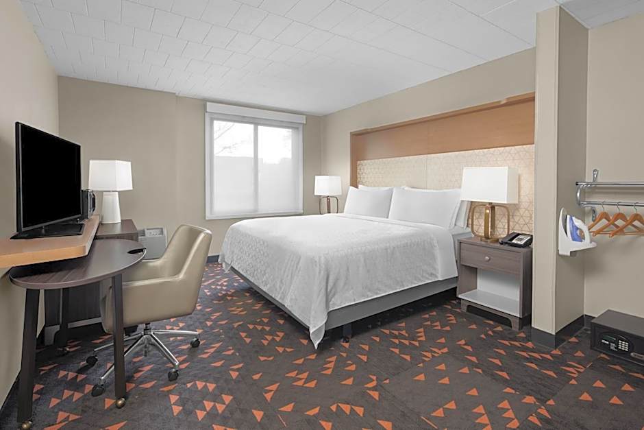 Holiday Inn Hasbrouck Heights-Meadowlands By IHG