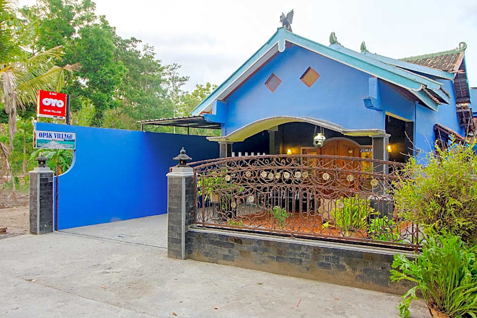Hotel O Opak Village Bed & Breakfast