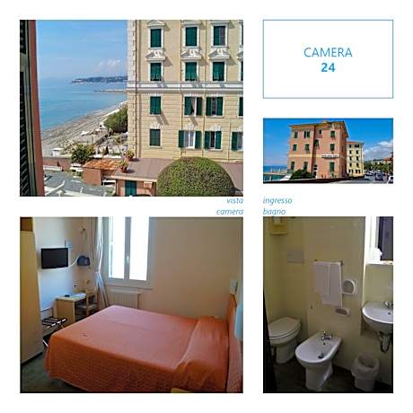 Double or Twin Room with Partial Sea View