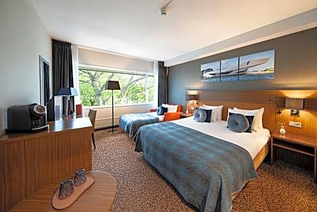 Family Room (1 Double Bed and 1 Twin Sofa Bed)