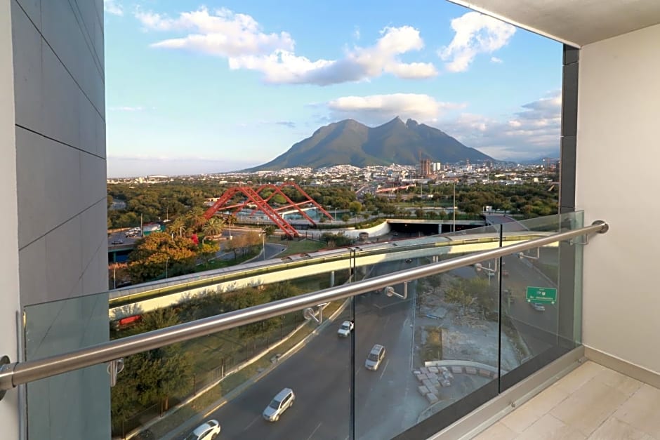 Holiday Inn Express - Monterrey - Fundidora By IHG