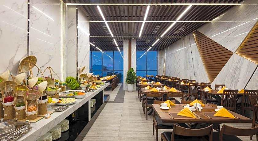 EMERALD BAY HOTEL & SPA