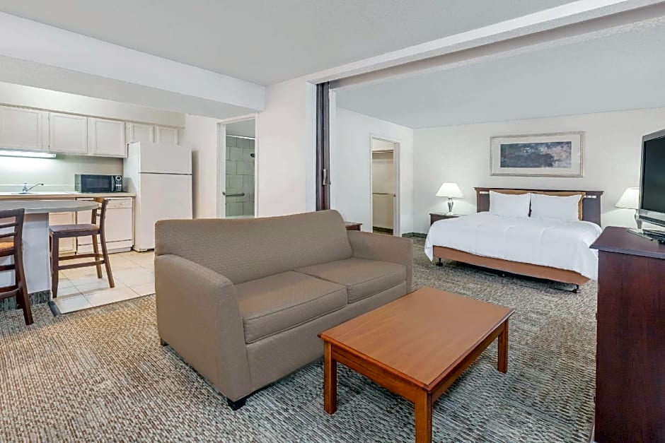Hawthorn Extended Stay by Wyndham Dallas