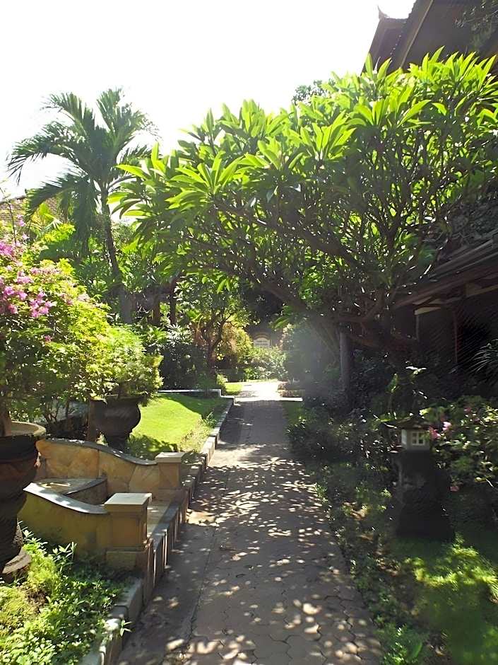 Suka Beach Inn