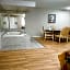 Studio Inn and Suites