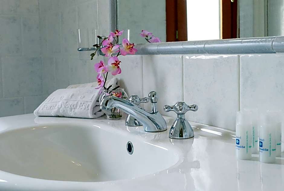 Hotel Punta Nord Est