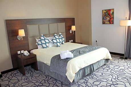 Two-Bedrooms Ambassador Suite