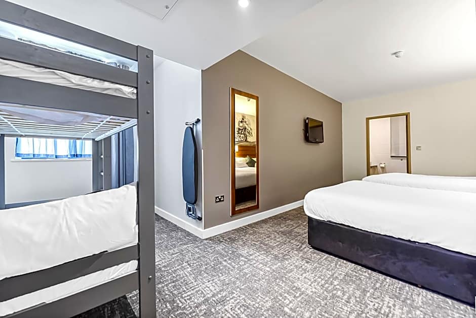 Heeton Concept Hotel - City Centre Liverpool