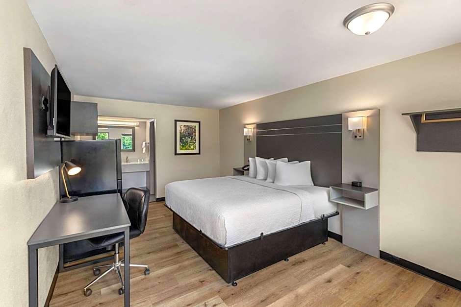 Baymont by Wyndham Dothan