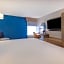 Holiday Inn Express & Suites Kansas City KU Medical Center By IHG