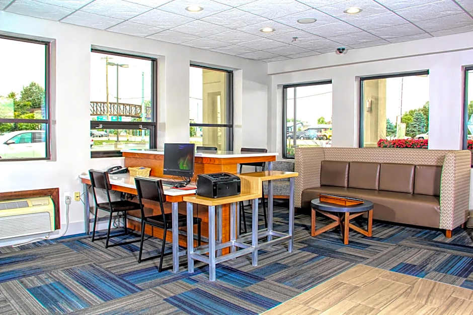 Holiday Inn Express Rochester - Greece By IHG