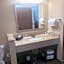 Dothan East Inn & Suites