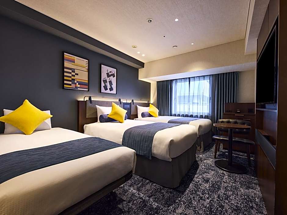 Photo 1 of 6 of Superior 2 Beds with Extra Bed