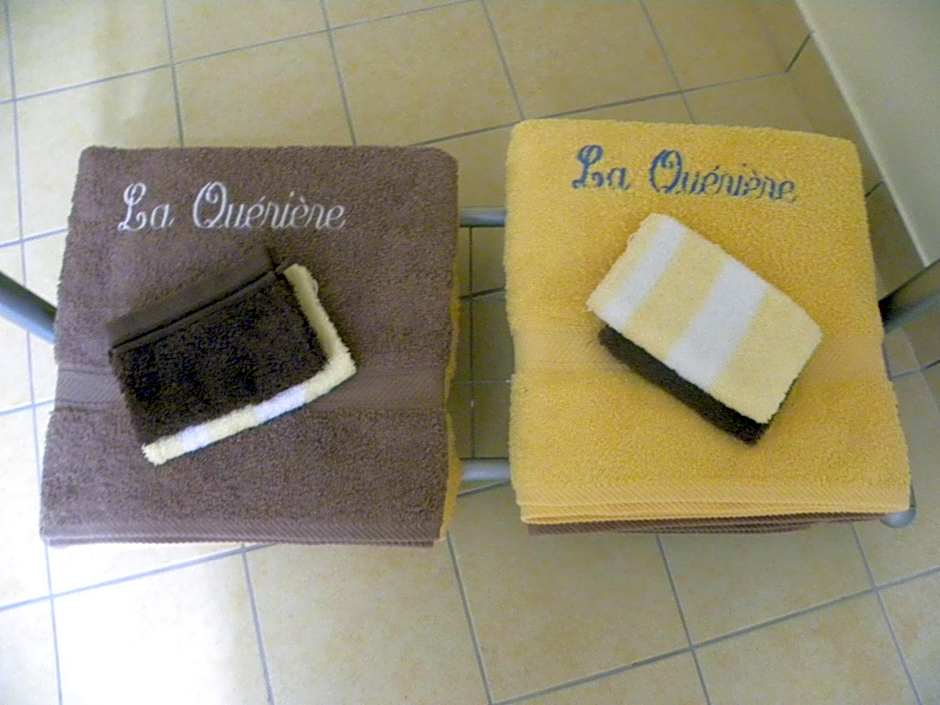 Maison d'Hôtes La Quèrière