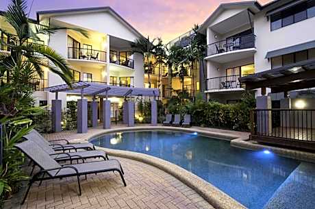 Bay Villas Resort