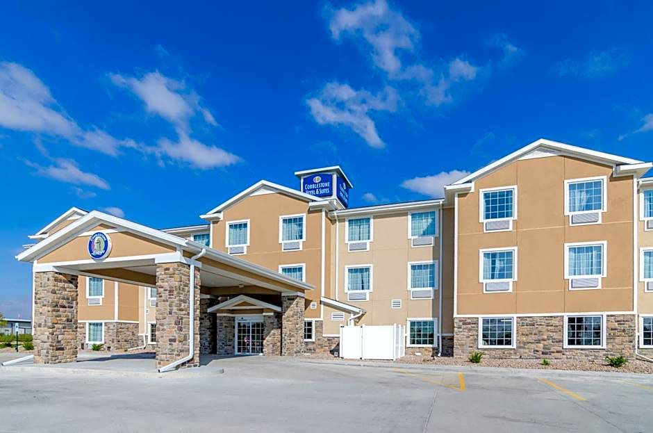 Cobblestone Hotel & Suites - Newport