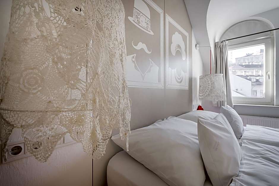 Butik Apartments, by BQA
