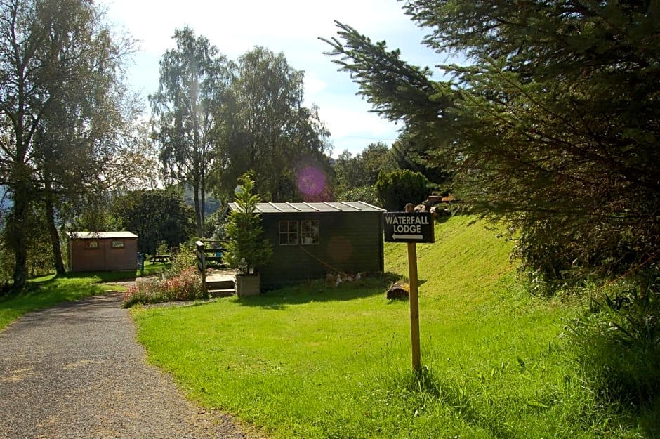 Waterfall Lodge - private waterfall and sauna