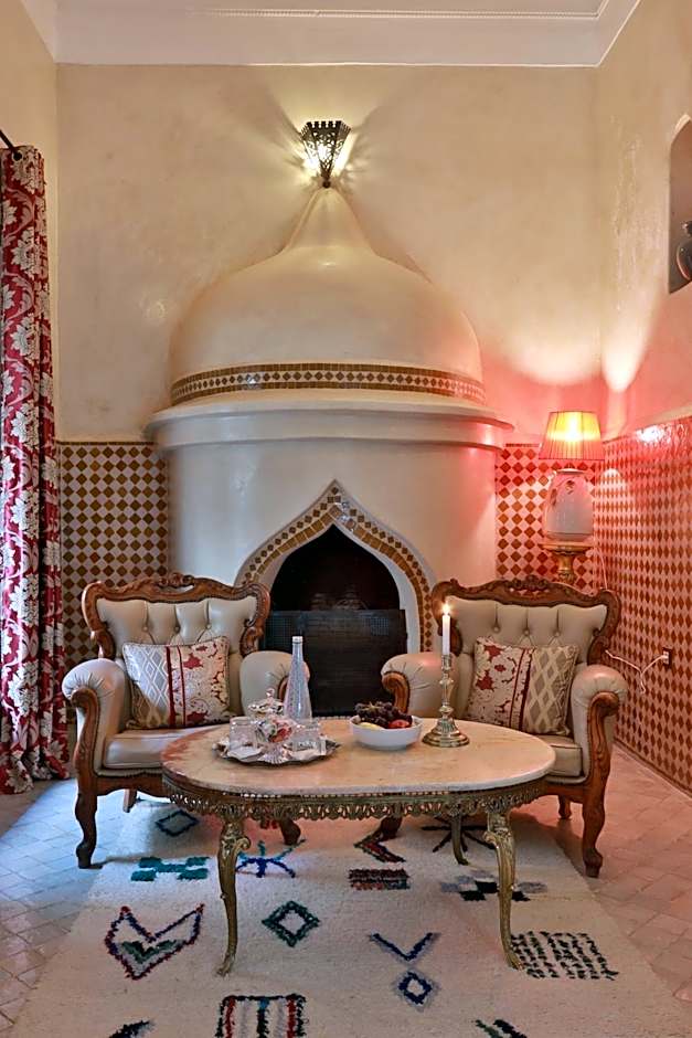 Riad ABBASSIA Marrakech Premiere - Authentic Medina Experience