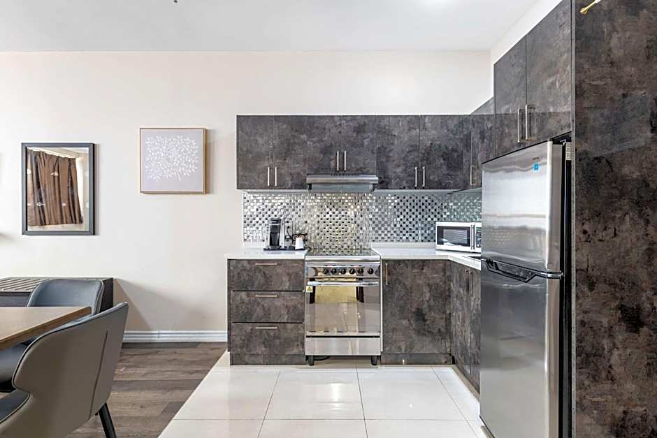 Hotel Montreal Metropolitan, BW Signature Collection