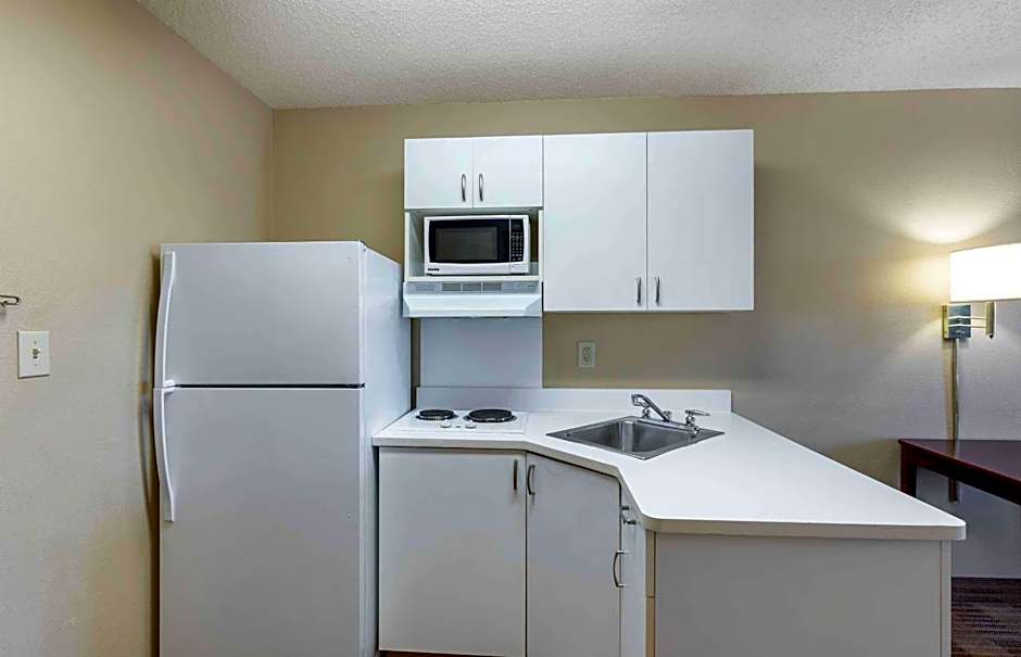 Extended Stay America Suites - Dallas - Greenville Avenue