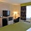 Quality Inn & Suites Brooks Louiville South