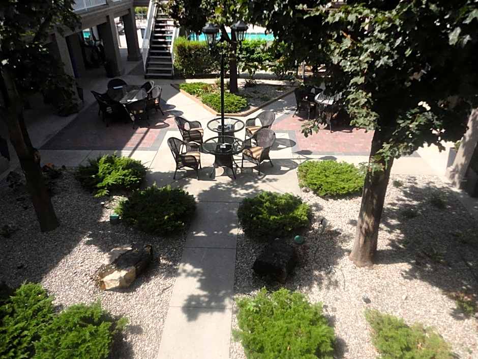 Days Inn by Wyndham Kelowna