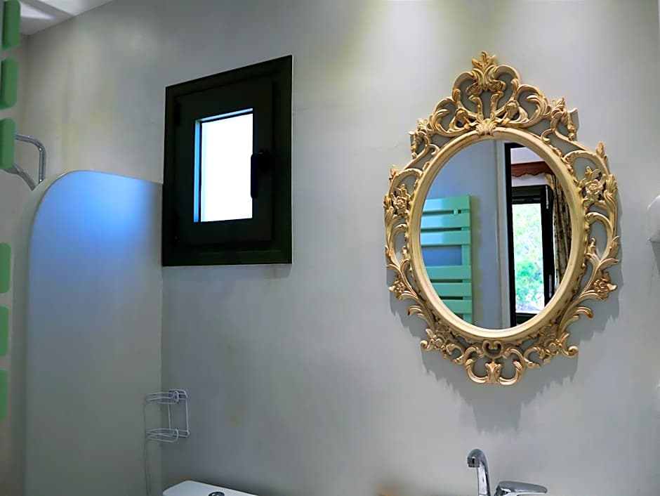 ΤΟ ΚΑΜΙΝΙ ΤΟΥ ΜΗΛΑ