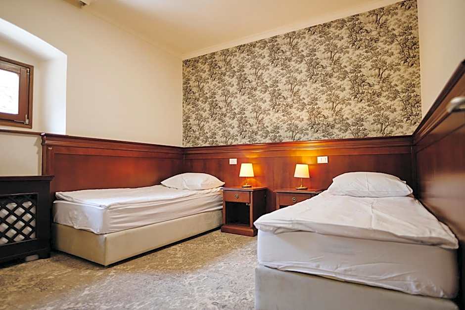 Mokrice Castle Estate