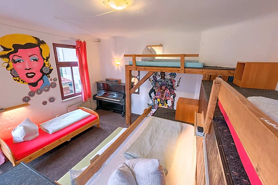 Hostel Lollis Homestay Dresden