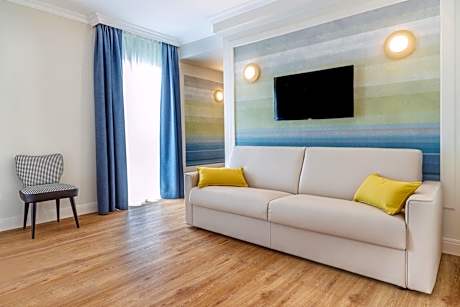 Junior Suite with Balcony