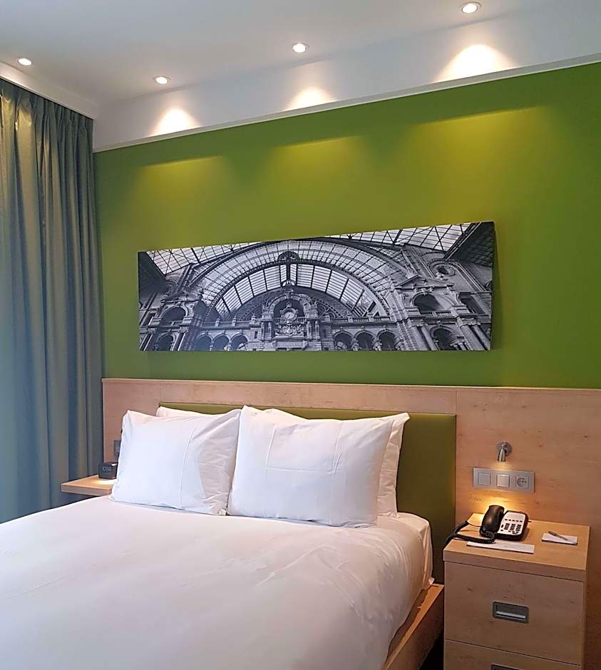 Hampton By Hilton Antwerp Central Station