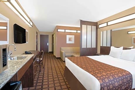 2 Queen Beds Mobility Accessible Room Non-Smoking