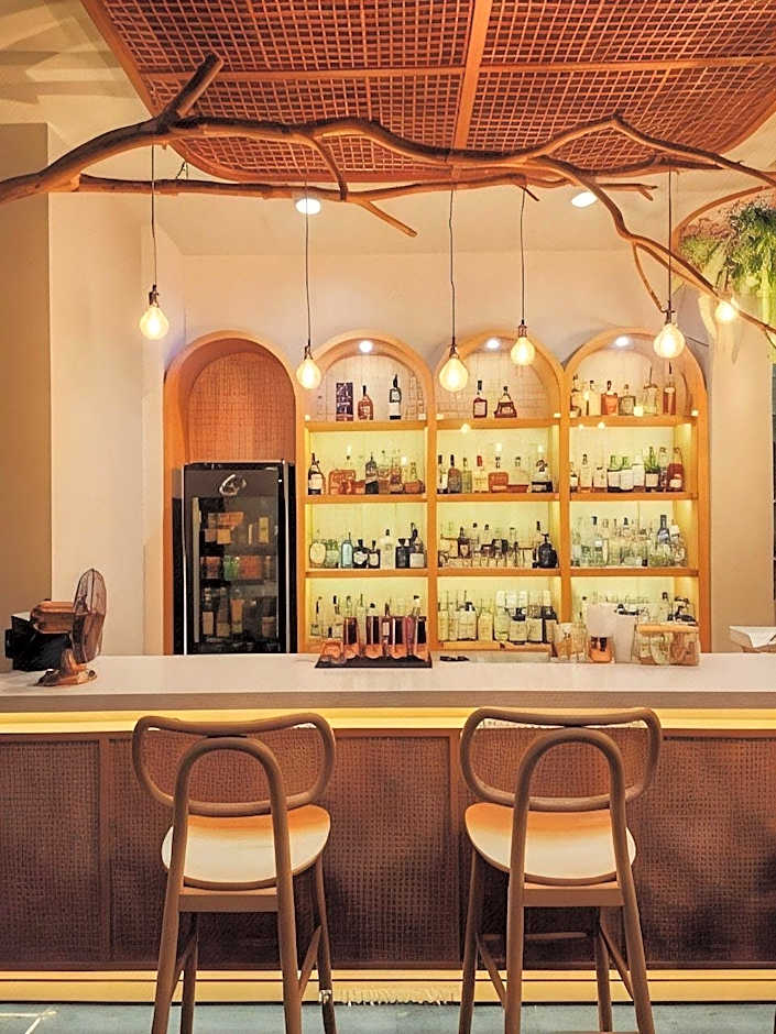 Civilize Hotel