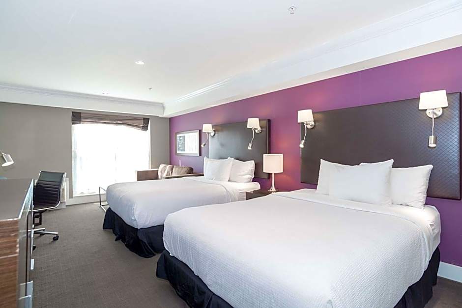 Photo 1 of 5 of Grand 2 Queen Beds, City View