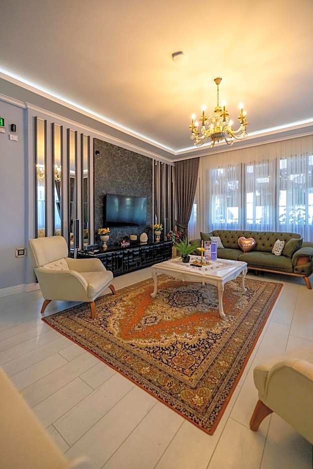 Poison Garden Suite & SPA