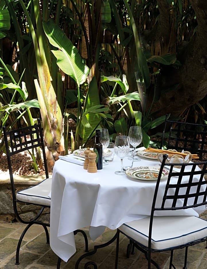 Hôtel Restaurant Le Yaca