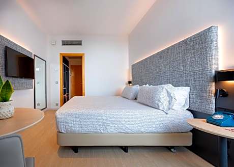 The INNSIDE Room