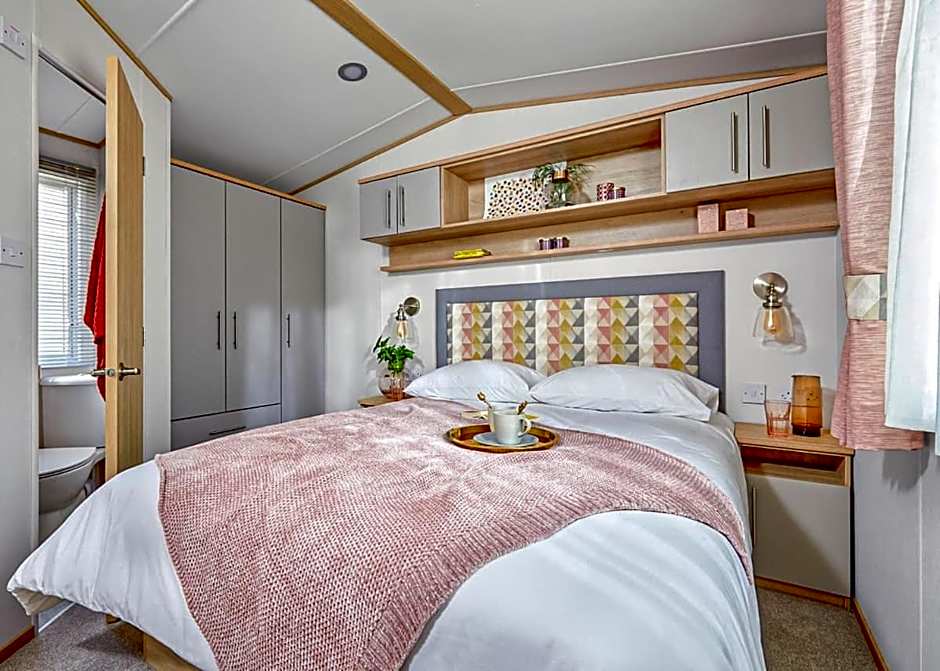 Willows Holiday Park