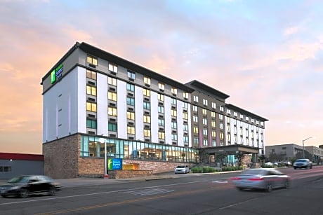 Holiday Inn Express Hotel & Suites Fort Worth Downtown, an IHG Hotel