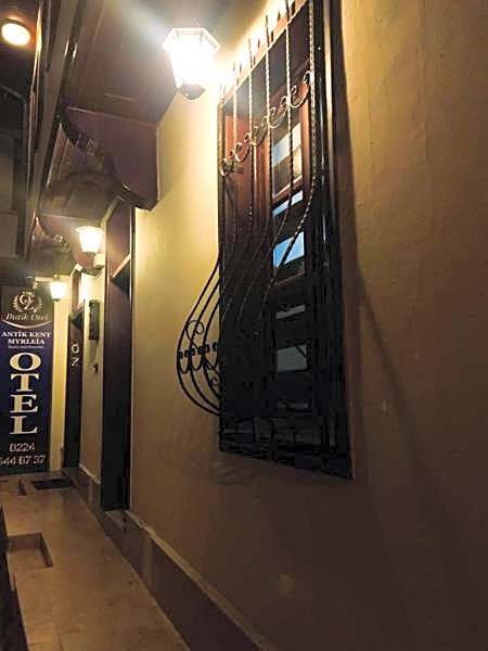 ÖZ Butik Otel Antik Kent Myrleia
