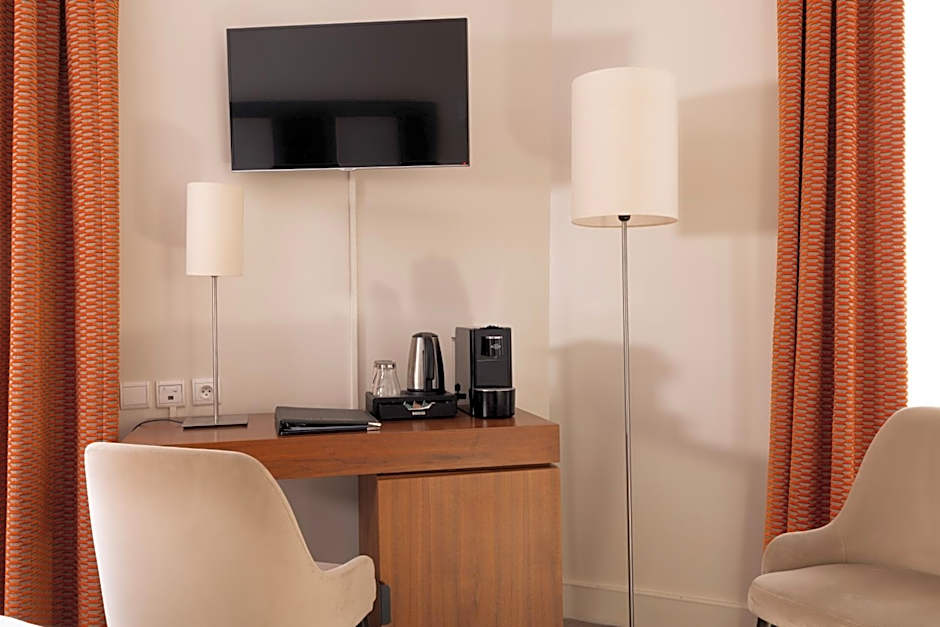 Hotel Elysees Bassano