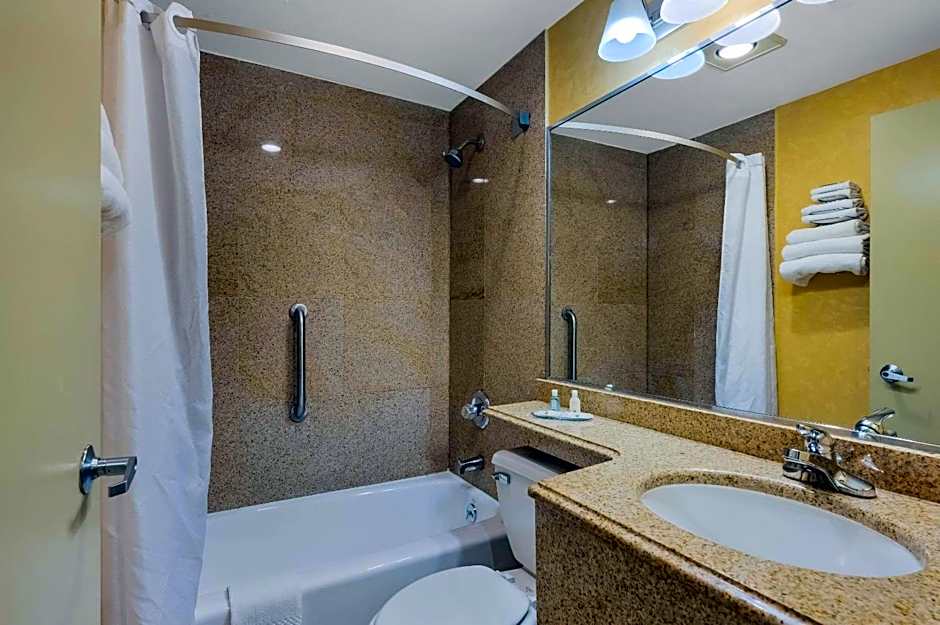 Quality Inn JFK Airport Rockaway Blvd