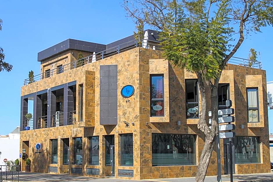 Hotel LB Lebrija by MA 22 Puntos